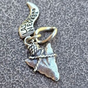 Vintage 925 sterling silver tourist jewelry arrowhead charm